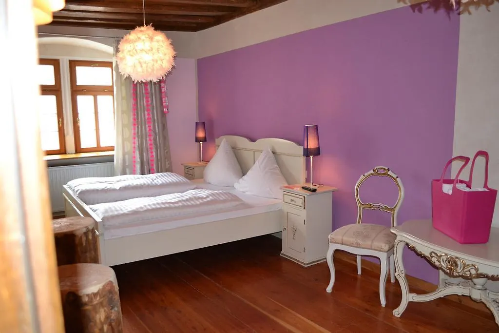 Hotel Turmdieb Volkach 3*,